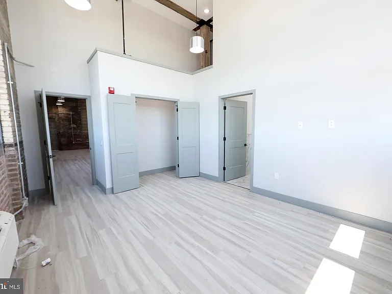 1810 E Venango St #506 — Photo 11