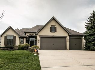 1901 NE 101st St, Kansas City, MO 64155