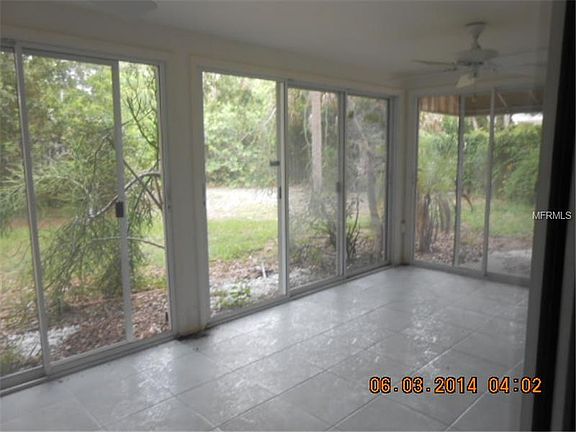 4th image of 4062 Pelican Shores Cir E