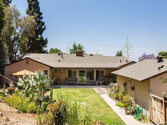 4th image of 14033 Mar Vista St