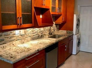 2900 Banyan St APT 202, Fort Lauderdale, FL 33316