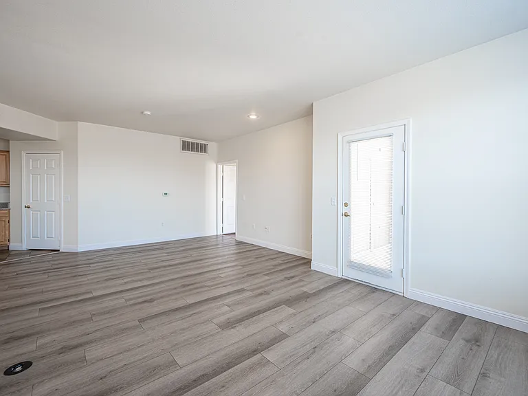 8555 W Russell Rd #2062 — Photo 10