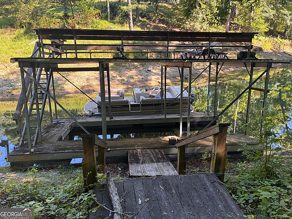 5th image of 9285 Crystal Springs Rd
