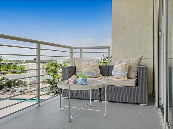 3rd image of 3250 NE 1st Ave APT 705