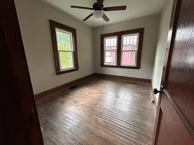 236 Old County Home Rd — Photo 22