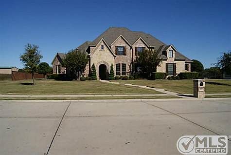 1st image of 309 Calais Dr