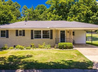 1301 Holloway St, Morrilton, AR 72110