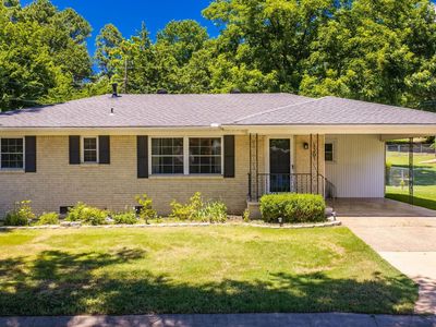 1301 Holloway St, Morrilton, AR, 72110