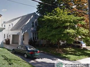 710 Poplar St, Sharon Hill, PA 19079