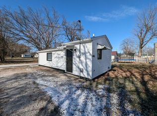 1465 S 18th St, Terre Haute, IN 47802