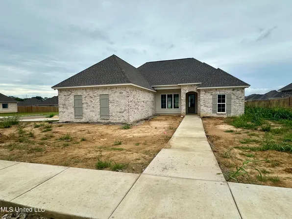 801 Glenwild Cir, Canton, MS 39046