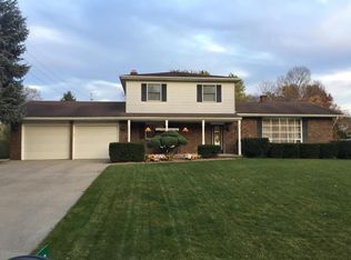 2619 Tanbark Trl, Saint Joseph, MI 49085