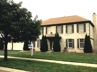 684 Dursey Ln, Des Plaines, IL