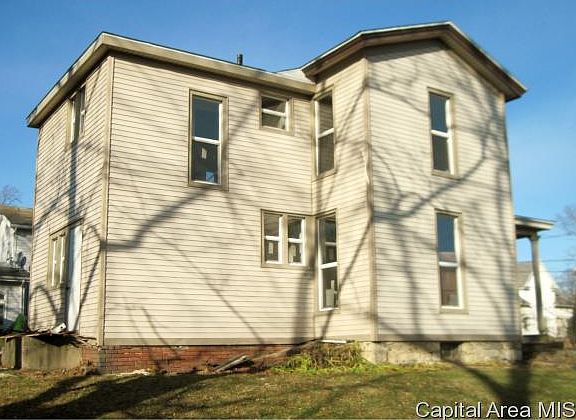 2nd image of 505 E Archer Ave