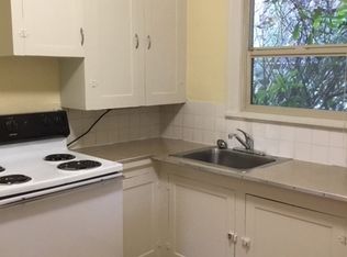 2441 E Burnside St APT 3, Portland, OR 97214