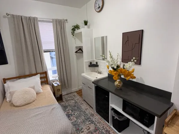 Pyramid West, 640 Clay St Unit 139, San Francisco, CA 94111