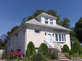 87 Bentley St, East Providence, RI 02914