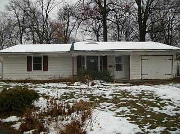 2nd image of 3820 Monica Ct