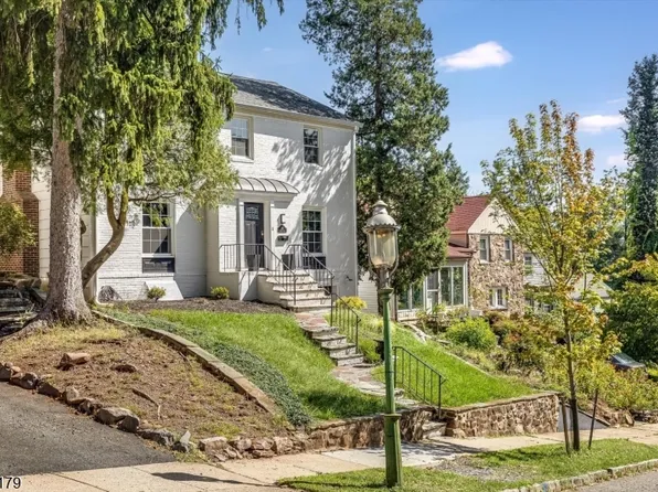 211 Conway Ct, South Orange Village Twp., NJ 07079