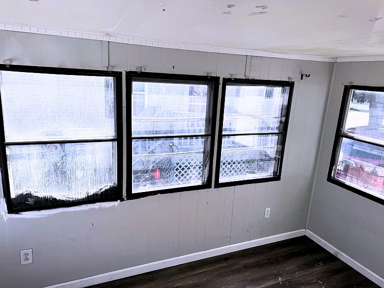 661 N 19th St #27 — Photo 9