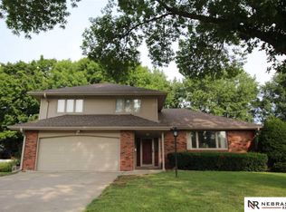 1626 S 136th St, Omaha, NE 68144