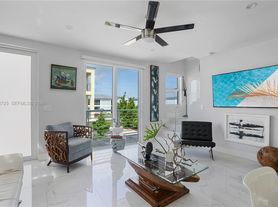 94825 Overseas Hwy, Key Largo, FL