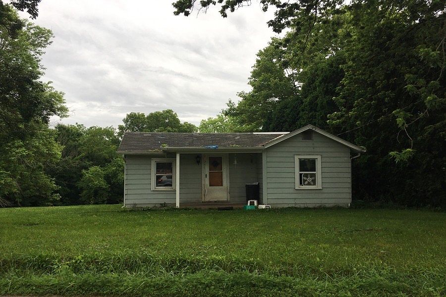1st image of 5185 Pinecrest Dr