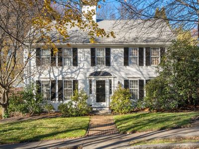 401 Clinton Rd, Brookline, MA, 02445
