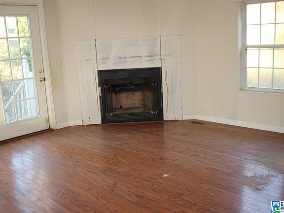5th image of 243 Blue Creek Cir