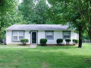 6101 Fringe Tree Dr, Charlotte, NC 28227