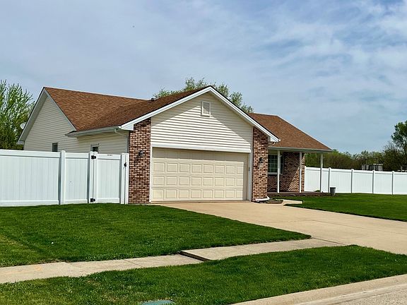 2nd image of 1379 Truman Dr