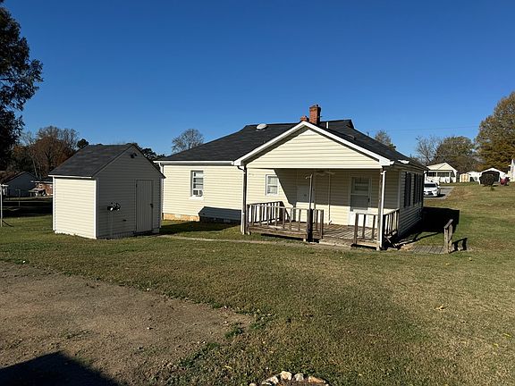 2nd image of 123 Clarkson St