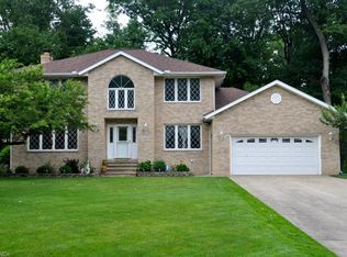 7417 Ford Dr, Mentor, OH 44060