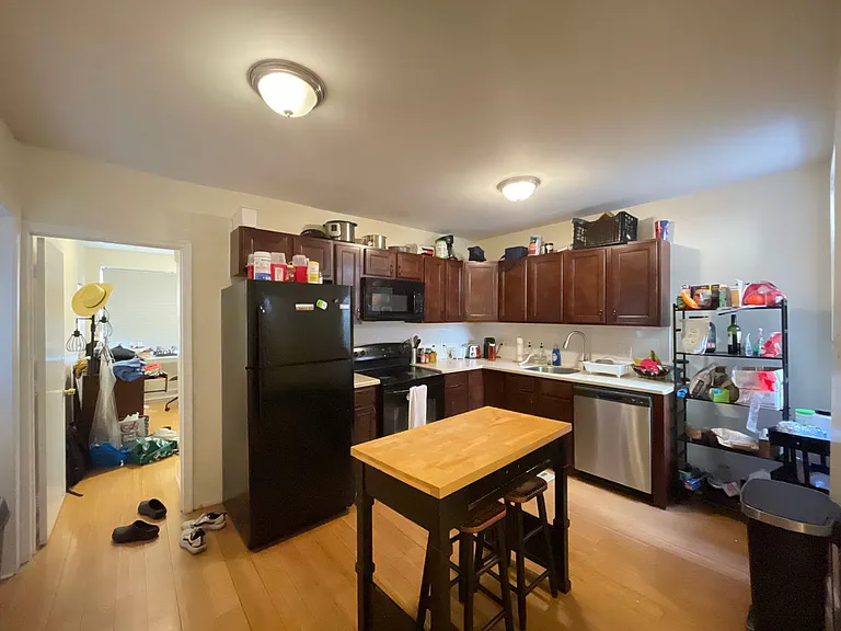 2122 Pine — Photo 5