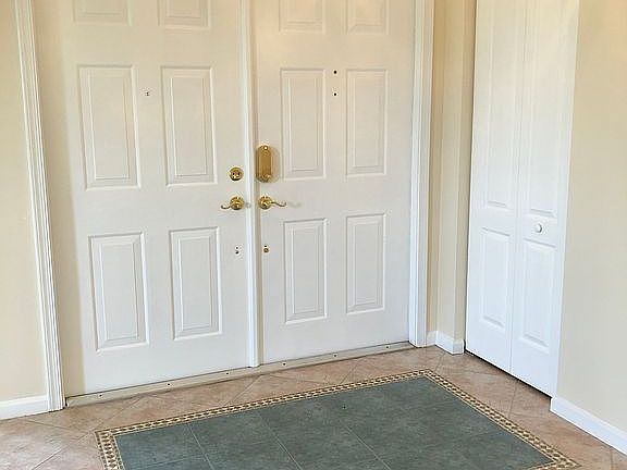 5th image of 10212 SW 59th St