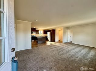 299 Octopus Ave NE, Ocean Shores, WA