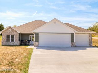4817 Carly Dr, Jefferson City, MO 65109