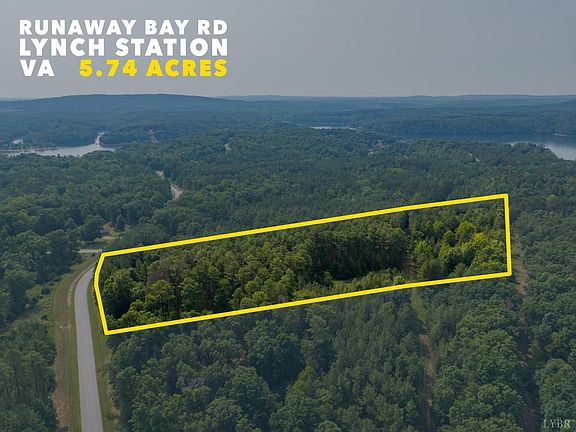 2nd image of 306 Runaway Bay Rd