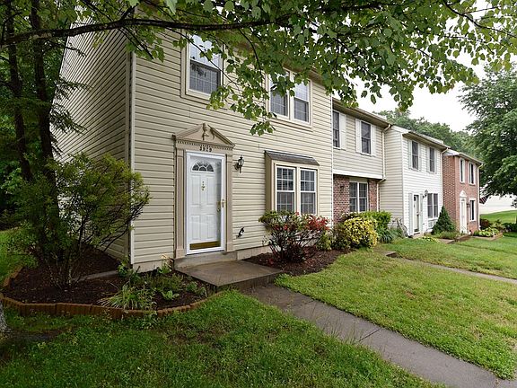 4th image of 3929 Sunny Brook Ct