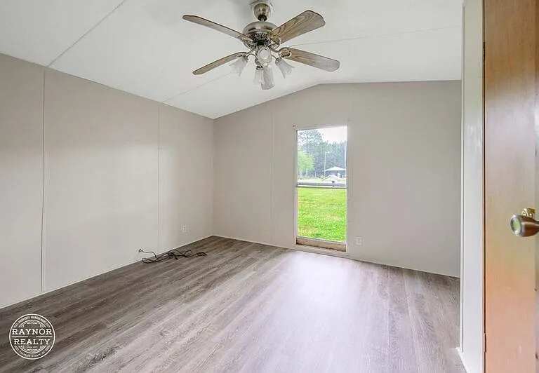 121 Wood Church Rd — Photo 12