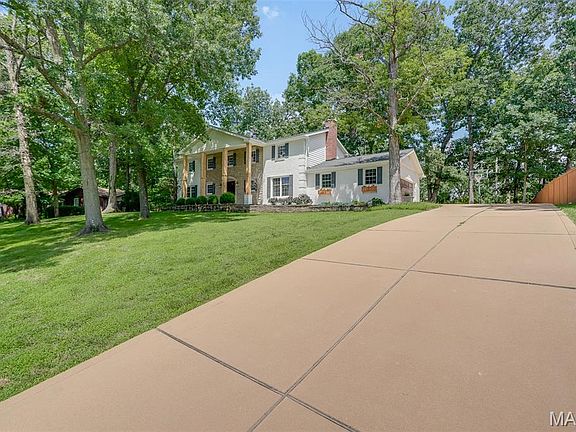 4th image of 1424 Forest Ave