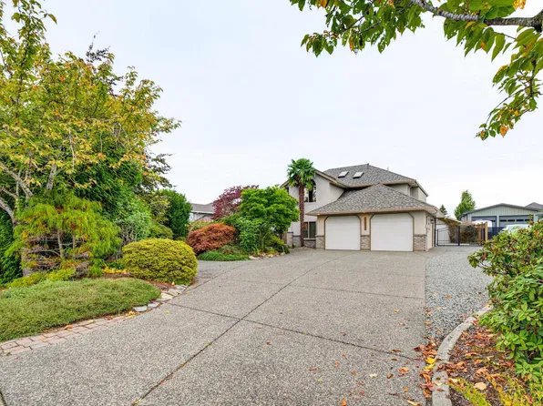21679 52nd Ave, Langley, BC V2Y 1L7