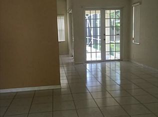 821 Sand Creek Cir, Weston, FL 33327