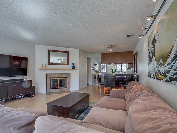 3rd image of 1715 Eastbrook Ct