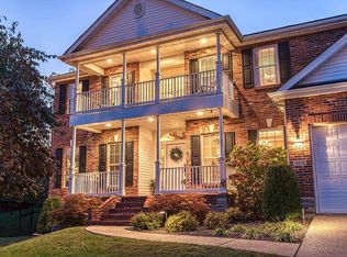 4219 Georgian Oaks Ct, Saint Charles, MO 63304