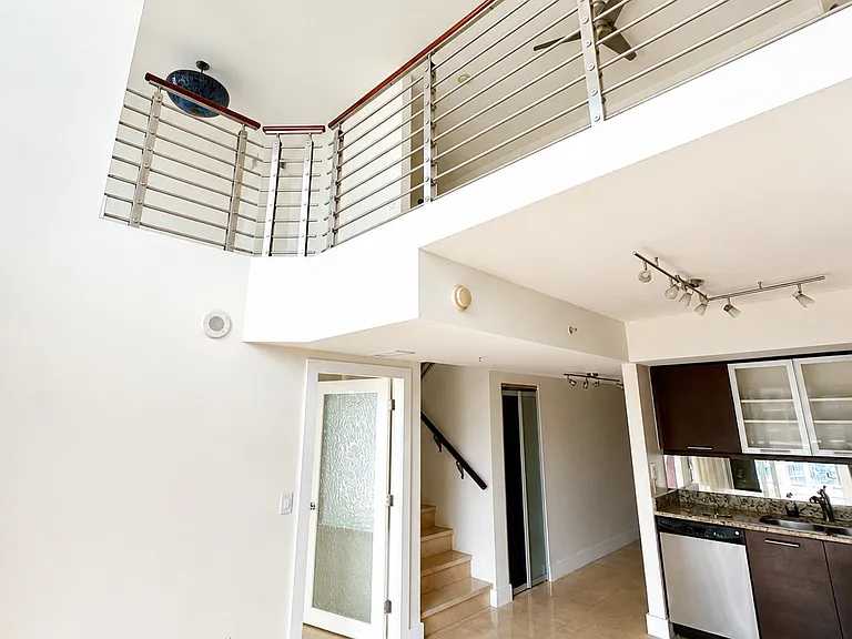 41 SE 5th St #2408 — Photo 3