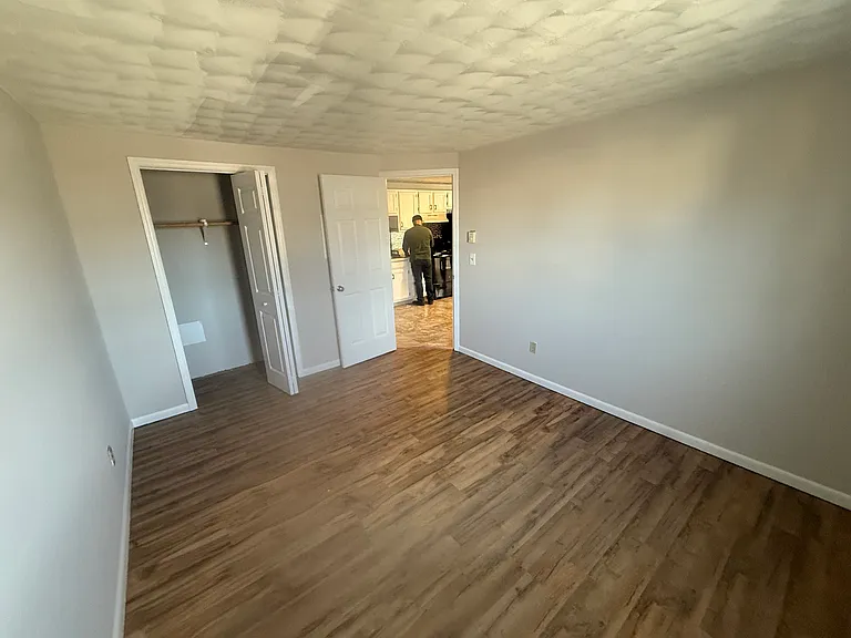 5055 Western Tpke #1 — Photo 3