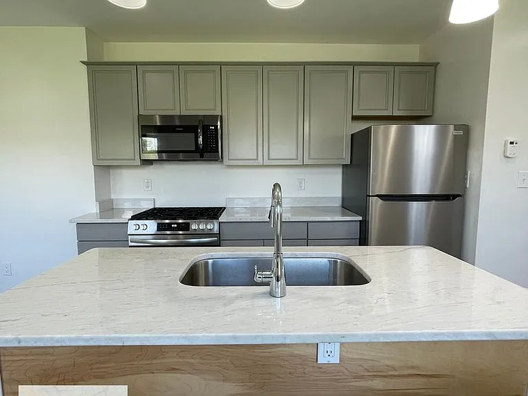 8762 Epworth St — Photo 3