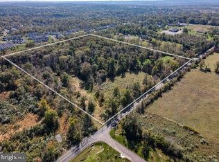 1570 Whitehall Rd, Norristown, PA 19403