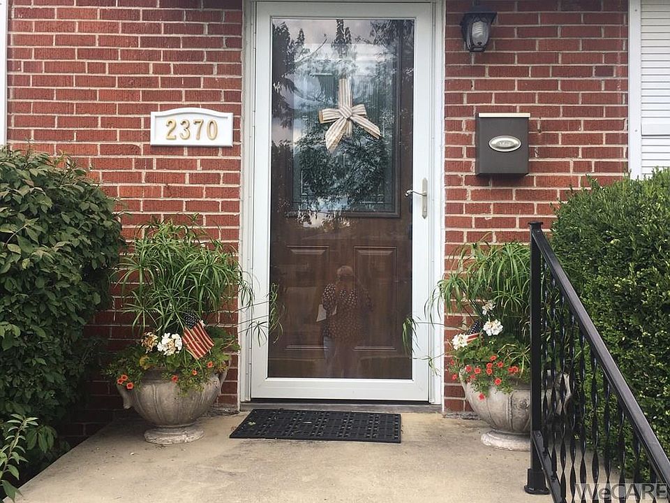 2nd image of 2370 Baywood Dr